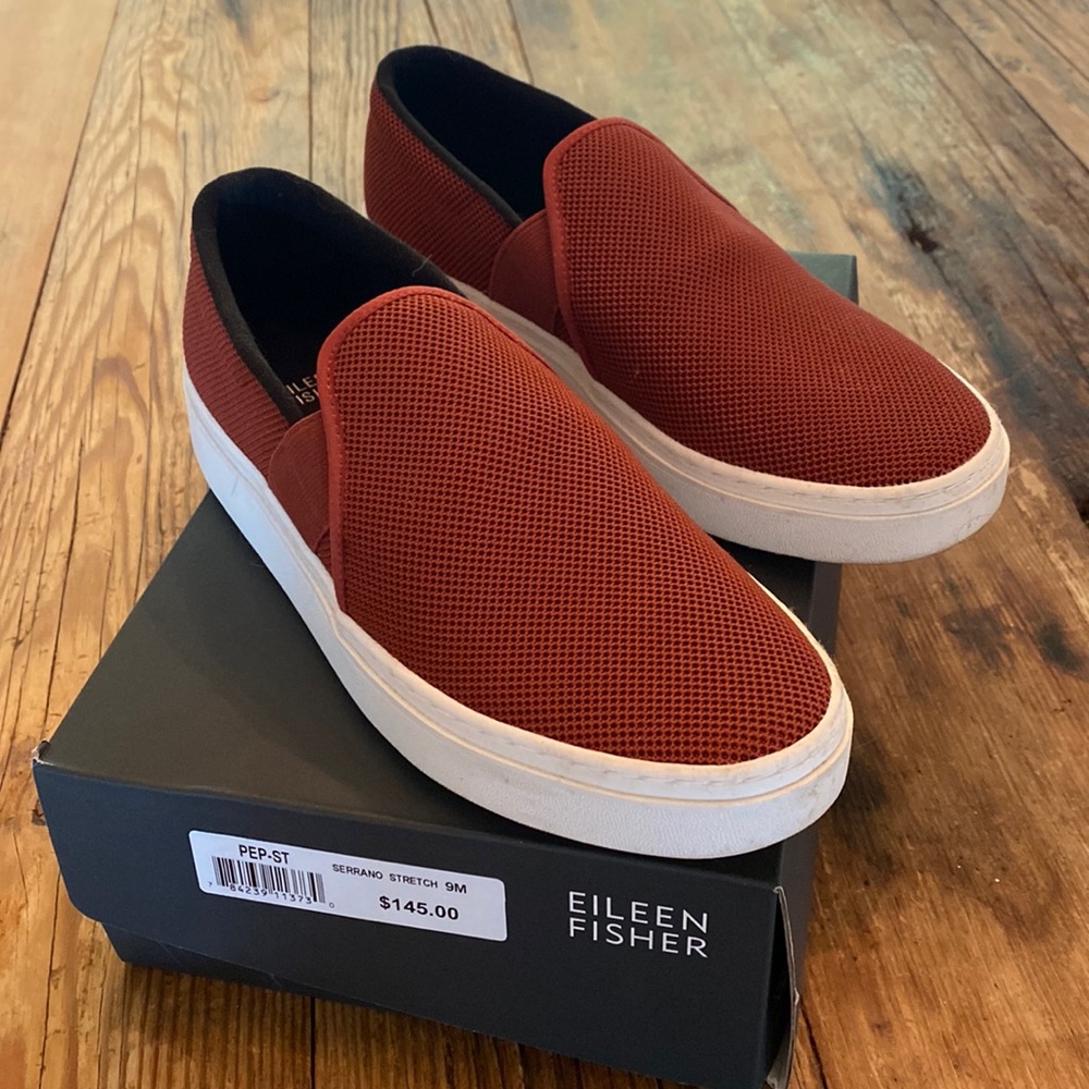 Eileen Fisher Serrano slip on. Size 9